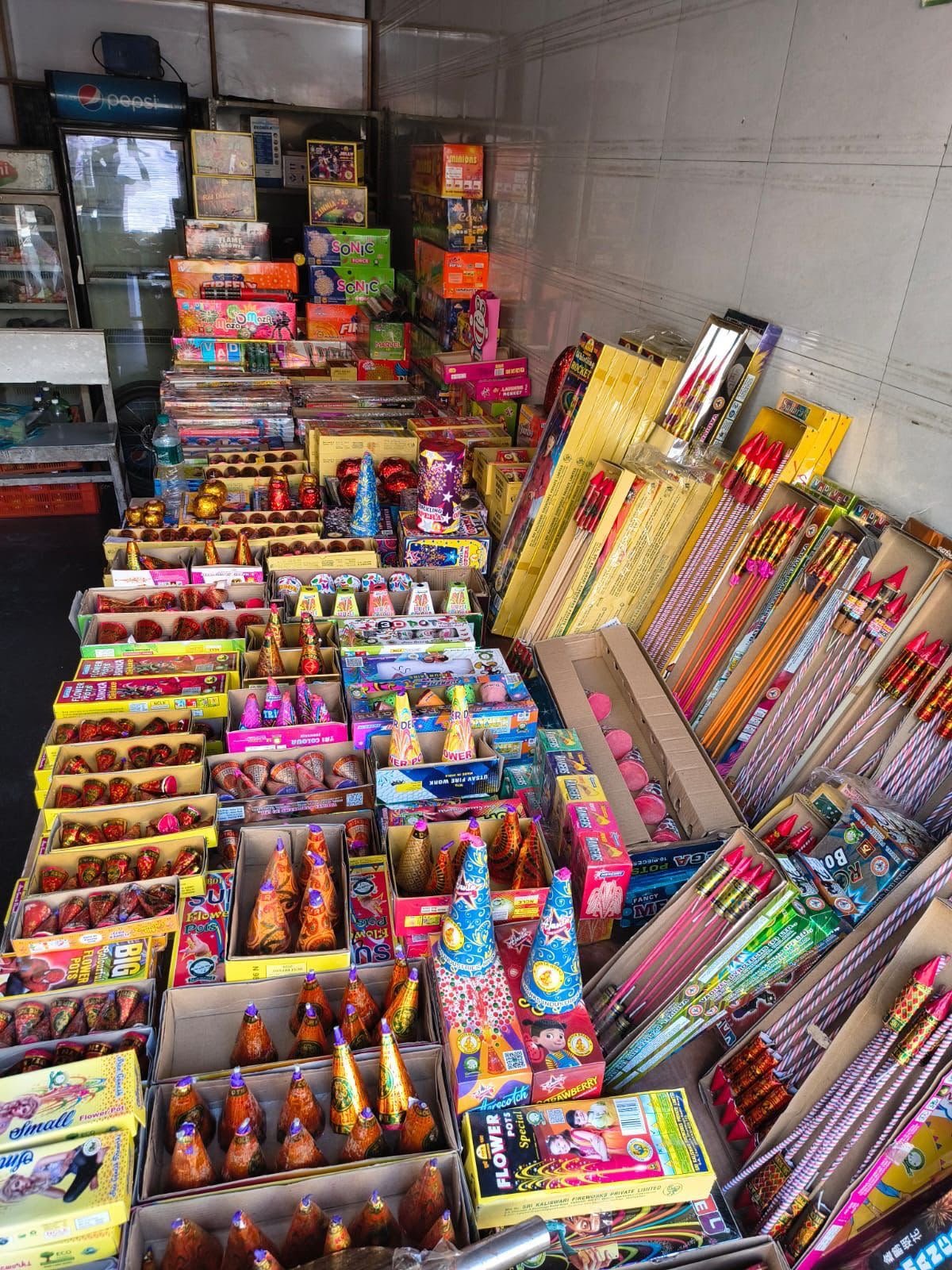 Wholesale Cracker 1